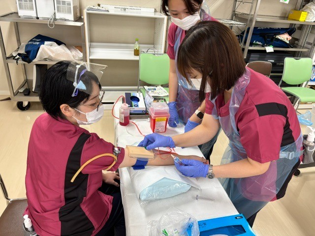 新人研修　採血